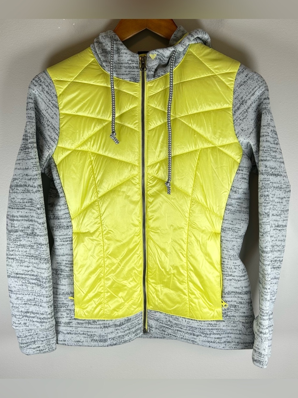 Obermeyer Womens Sasha Hybrid Insulator Jacket S Yellow Heather Gray Quilted EUC